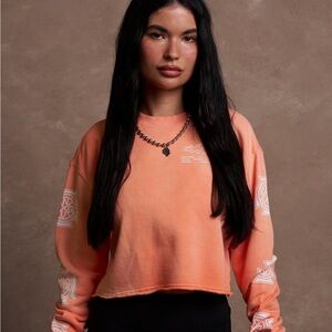 NWT NO LIMIT (CROPPED) CREWNECK IN NEON CORAL SUN FADE
